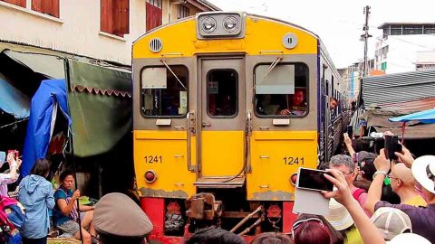 Maeklong Railway Ricky Market & Damnoen Saduak Floating Market Tour