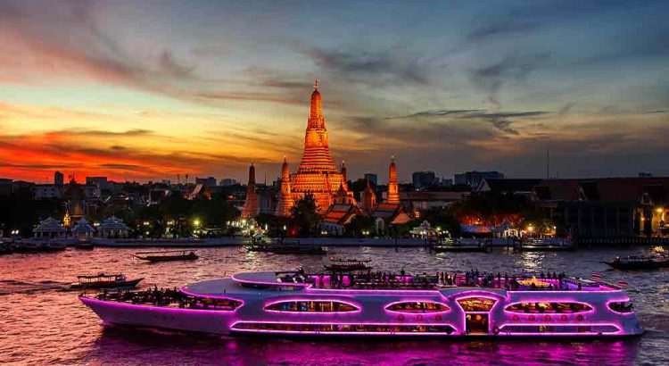 Wonderful Pearl Cruise luxury dinner cruise with live music & show in Bangkok Wonderful Pearl Cruise booking price discount promotion