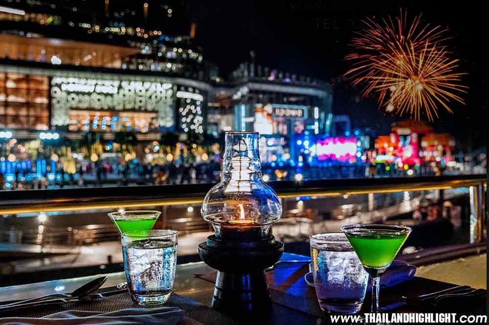 Where to spend new year's eve in Bangkok,Thailand. Best one for visitor must to go for Countdown 2021 with New Year Eve Dinner Cruise Bangkok Alangka Cruise