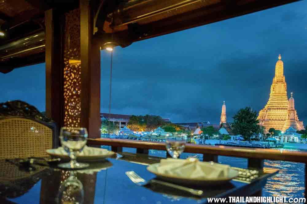 Night dining experience Baan Khanitha Cruise Bangkok Best authentic Thai cuisine river floating restaurant Baan Khanitha Cruise booking price discount offer