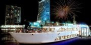 New Year's Eve celebration near me find to best place for countdown fireworks with Bangkok on New Year Eve Grand Pearl Cruise, Good spot to view fireworks