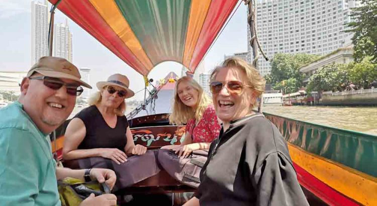 Experience Longtail Boat Thailand with Bangkok Canal Tour Bangkok Canal Boat with Lunch.Travel by traditional Thailand boats to Bangkok Noi Canal,cost price