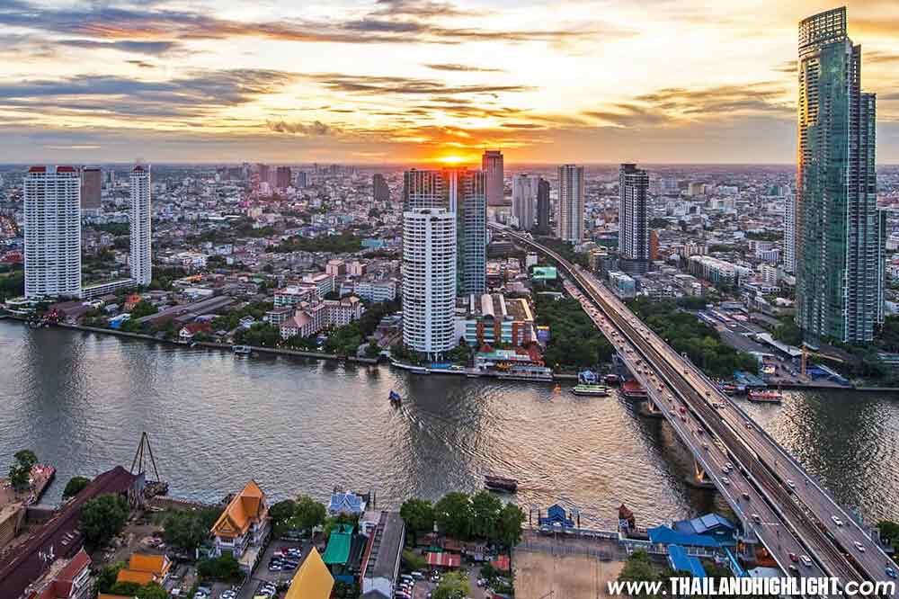 Offer discount promotion of King Power Mahanakhon Skywalk Ticket Price.Enjoy Bangkok’s iconic best views Bangkok at Mahanakhon SkyWalk Tickets Price booking