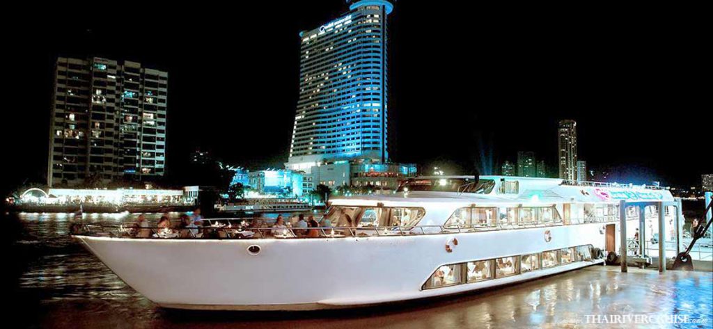 Grand Pearl Pearl Cruise Dinner Cruise on Chao phraya river Bangkok