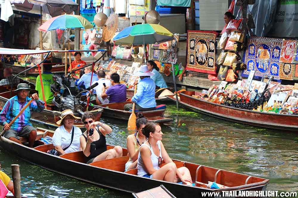 Damnoen Saduak Floating Market Tours
Damnoen Saduak Floating Market  Trip
Damnoen Saduak Floating Market Travel