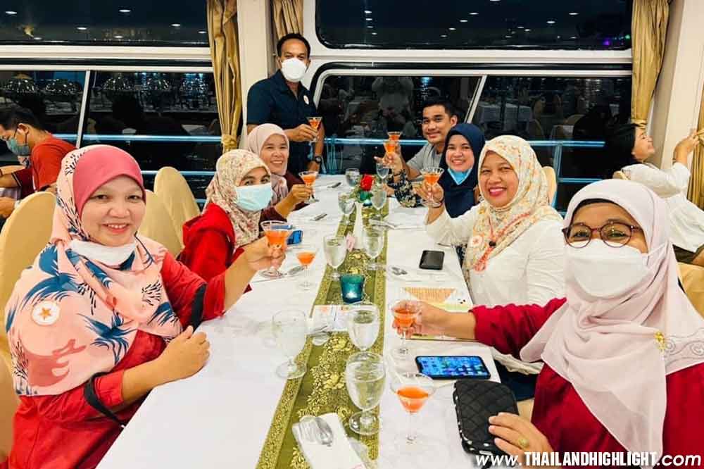 Booking to Halal food restaurants Bangkok cruise offer Halal food River star princess cruise Halal Bangkok dinner cruise price ticket book